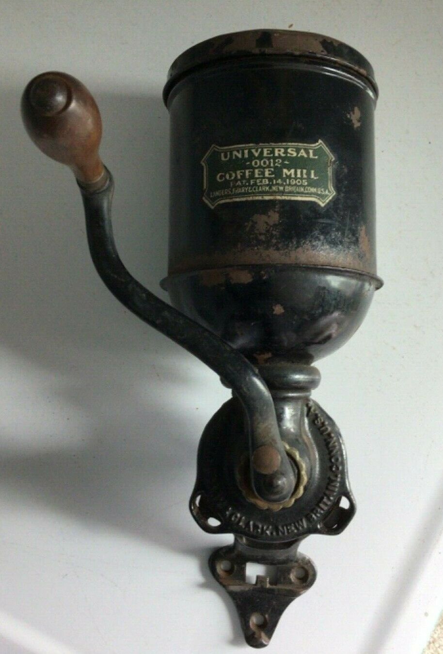 Antique Landers Frary Clark Universal #0012 Wall Mount Coffee Mill Pat.1905