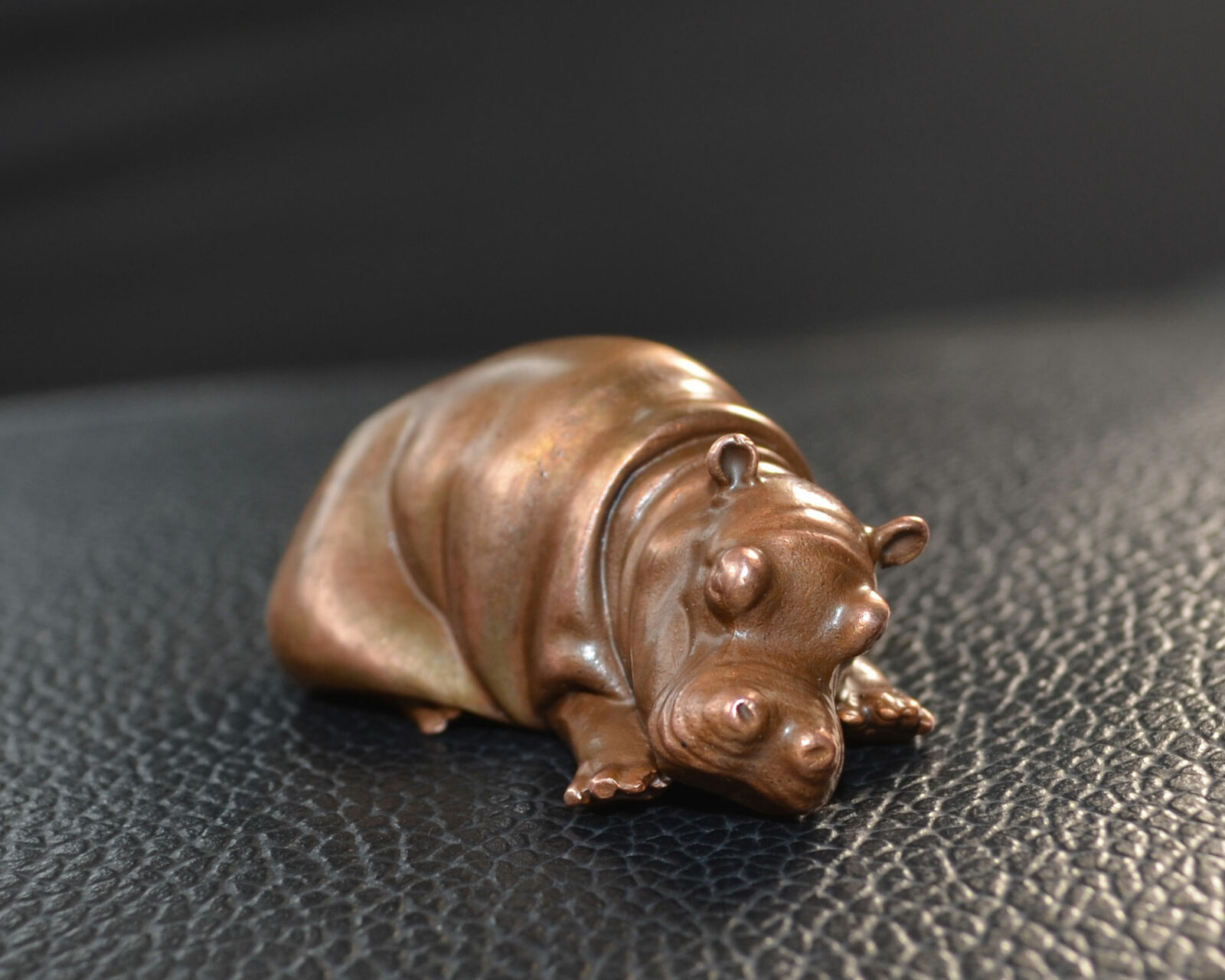 Handmade Lovely Lifelike Hippo Solid Bronze Statue Copper Cast Figurine Decor